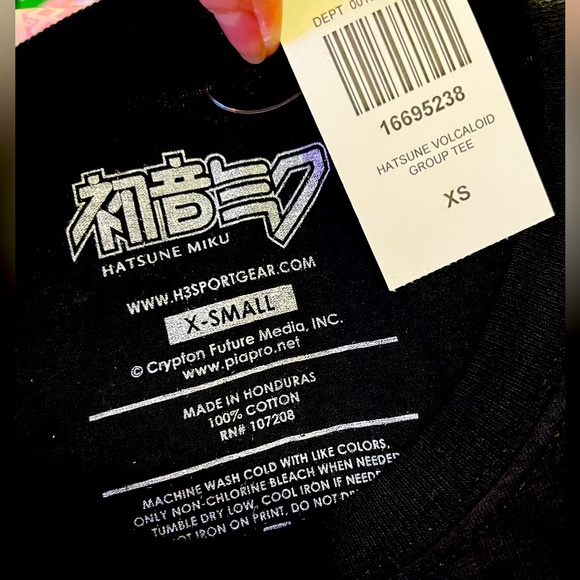 HATSUNE MIKU Iconic ANIME Characters T-Shirt NEON Graphics TEE Harajuku MEIKO XS - Picture 5 of 5